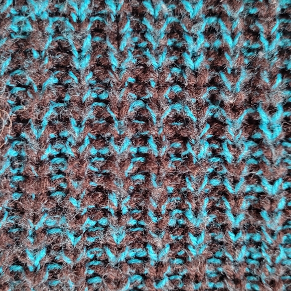 Vintage Blue Crewneck Sweater - Picture 4 of 10